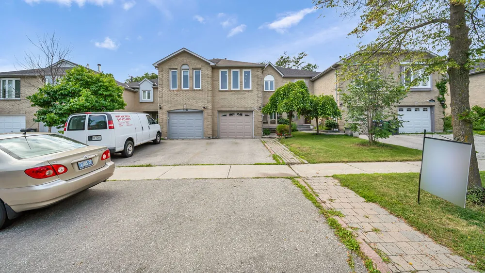 Exterior of 5244 Cinnamon Road, Mississauga